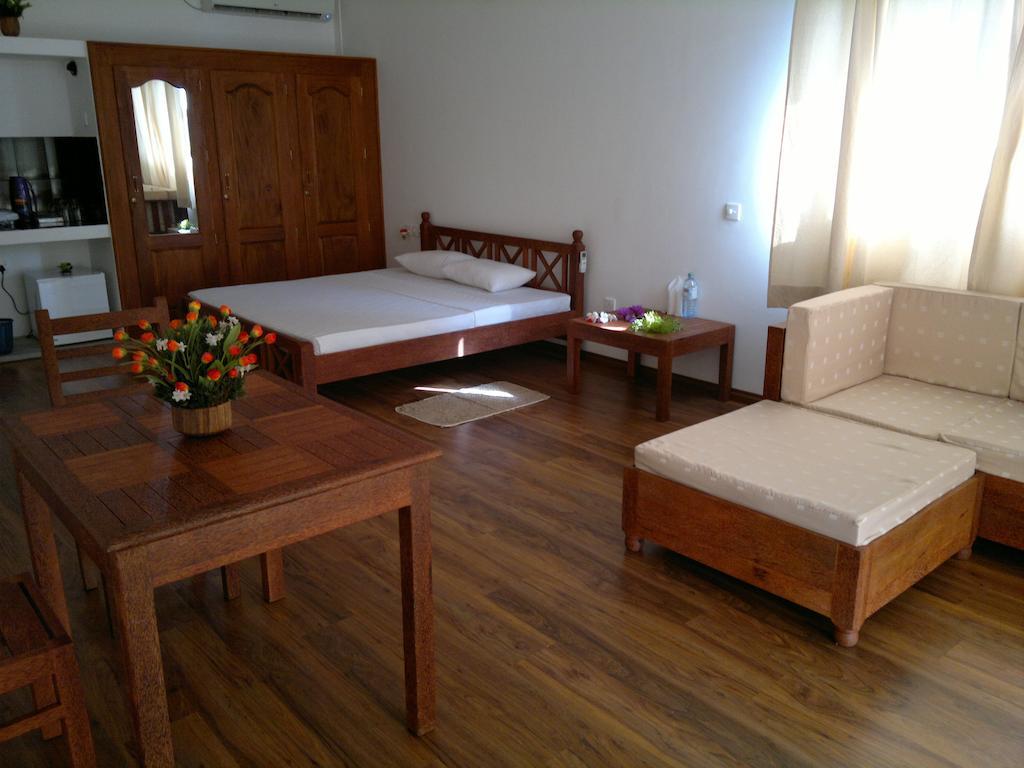 Thumbelina Apartments & Hotel Aluthgama Ngoại thất bức ảnh