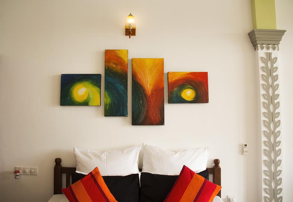 Thumbelina Apartments & Hotel Aluthgama Ngoại thất bức ảnh