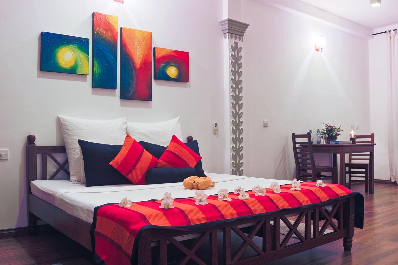 Thumbelina Apartments & Hotel Aluthgama Ngoại thất bức ảnh