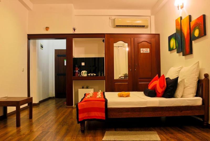 Thumbelina Apartments & Hotel Aluthgama Ngoại thất bức ảnh