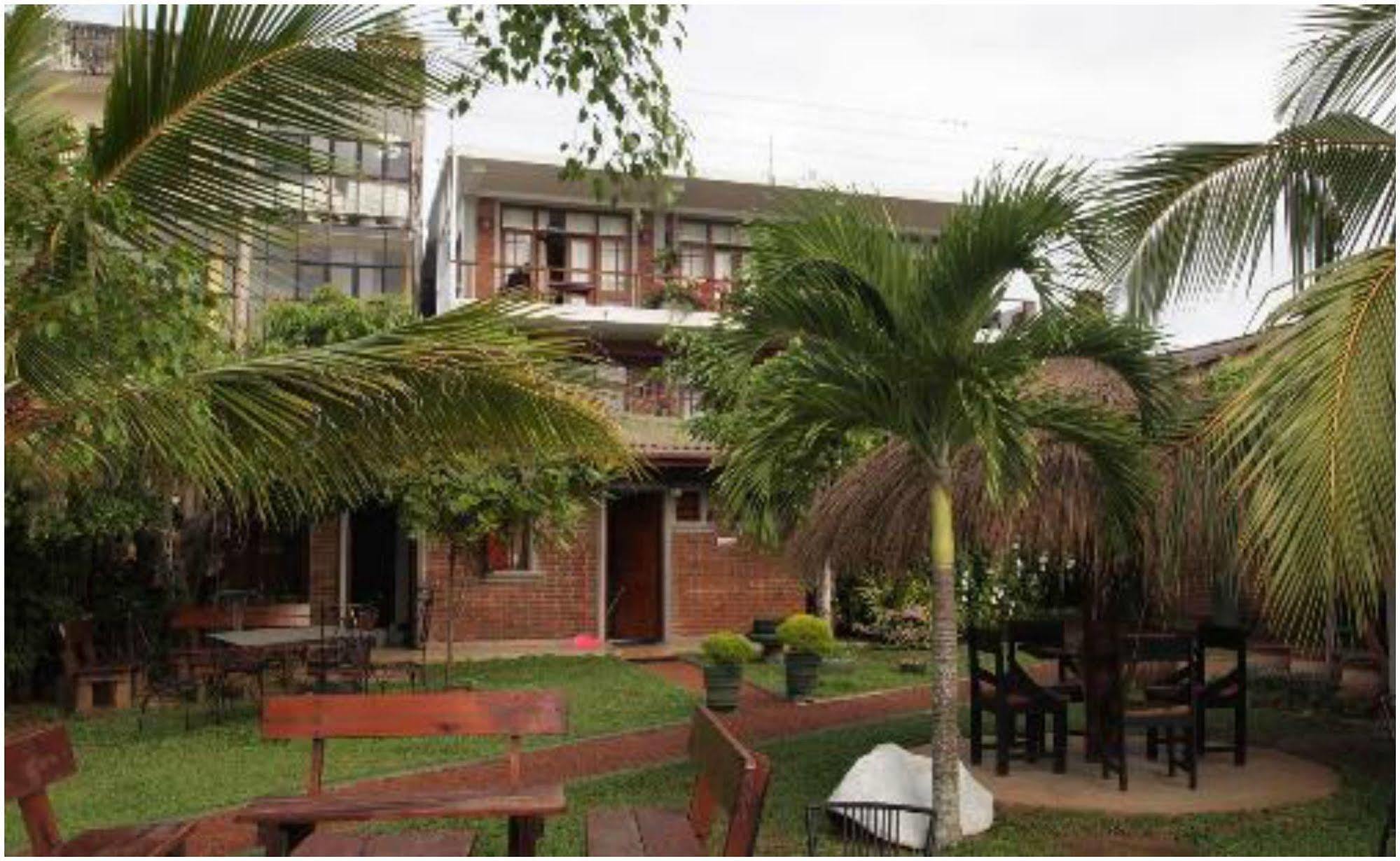 Thumbelina Apartments & Hotel Aluthgama Ngoại thất bức ảnh